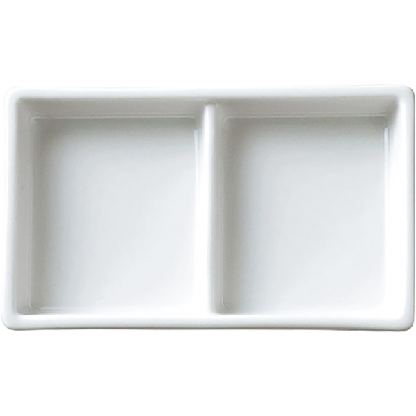 00000231 白 16 二ツ仕切皿 12.3×7.5×2.5㎝ P.104 ￥830（税抜）