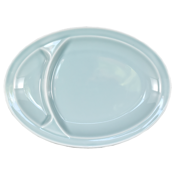 00021284 餃子 青磁 8吋仕切プラター（好山） 21×15×2.2㎝ P.24 ￥2500（税抜）