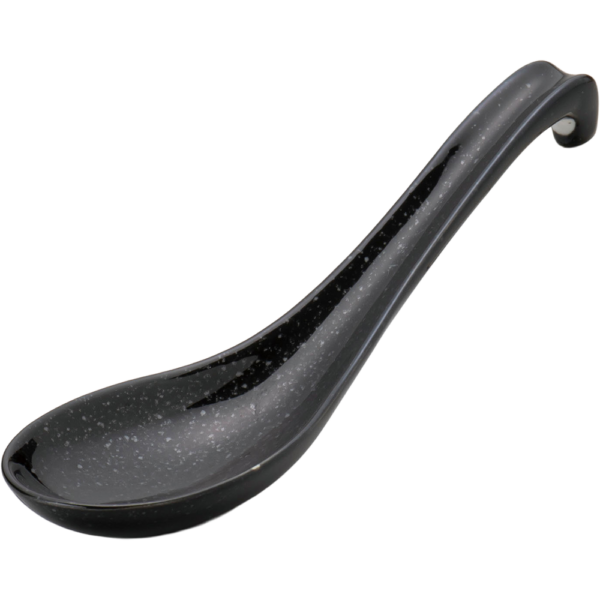 01590543 レンゲ 4 黒御影 ラーメンレンゲ 17.8×5.2㎝ P.187 ￥700（税抜）