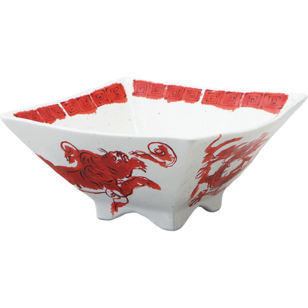01670493 特選麺の器 15 龍虎赤 7寸四角丼 21×20.5×10㎝ 1450㏄ P.168 ￥4800（税抜）