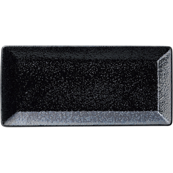 01861295 餃子 黒耀 22㎝長角皿  22.3×10.4×1.8㎝ P.24 ￥2000（税抜）